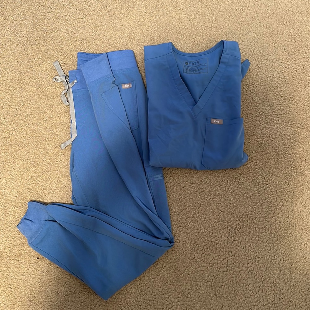 Figs XS scrubs